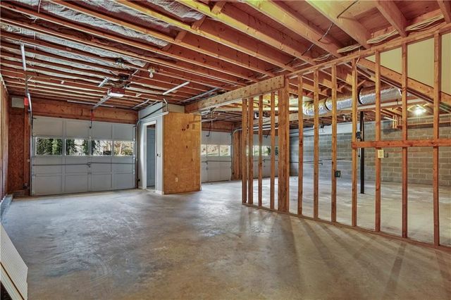 619 Stoney Creek Road, Woodstock, GA 30188