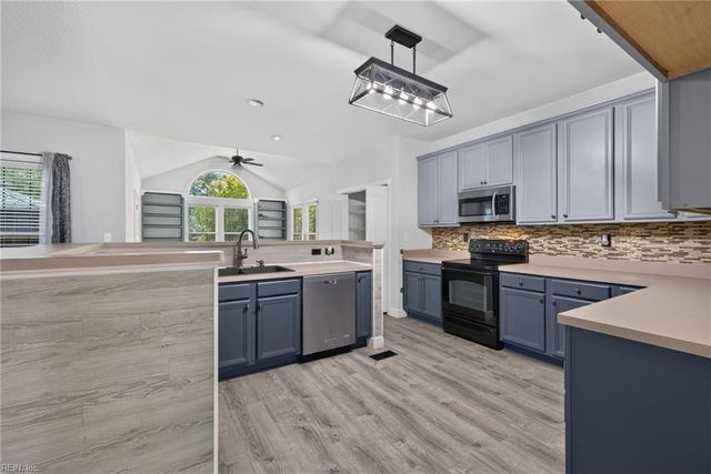 283 Green View RD, Moyock, NC 27958