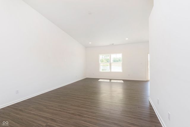 4372 Sedgewick Court, Columbus, IN 47201