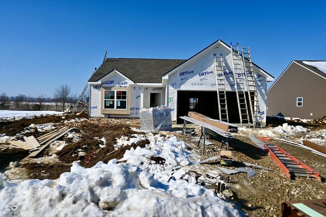 4372 Sedgewick Court, Columbus, IN 47201