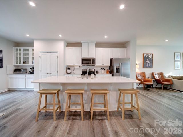 3404 Timber Mill Drive, Matthews, NC 28104