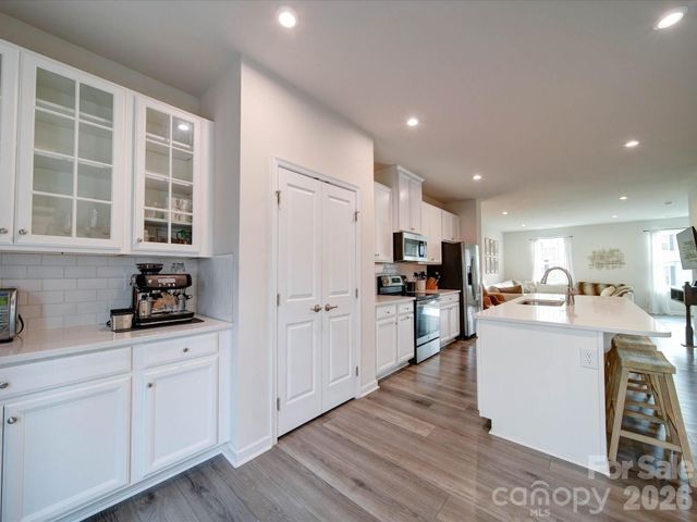 3404 Timber Mill Drive, Matthews, NC 28104