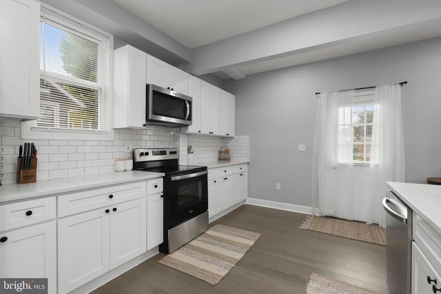 2923 SILVER HILL AVE, Baltimore, MD 21207