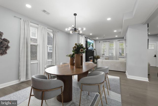 2923 SILVER HILL AVE, Baltimore, MD 21207