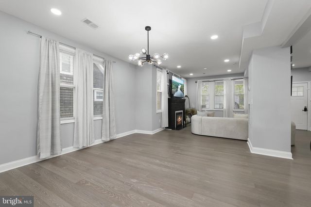 2923 SILVER HILL AVE, Baltimore, MD 21207