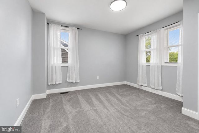 2923 SILVER HILL AVE, Baltimore, MD 21207