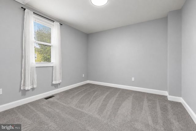 2923 SILVER HILL AVE, Baltimore, MD 21207