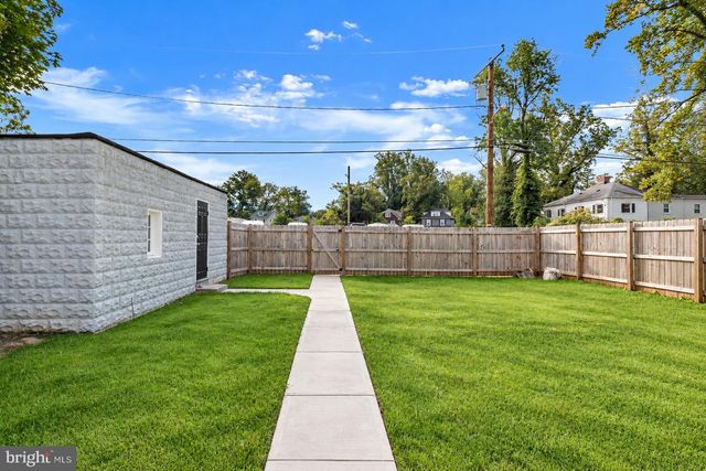 2923 SILVER HILL AVE, Baltimore, MD 21207
