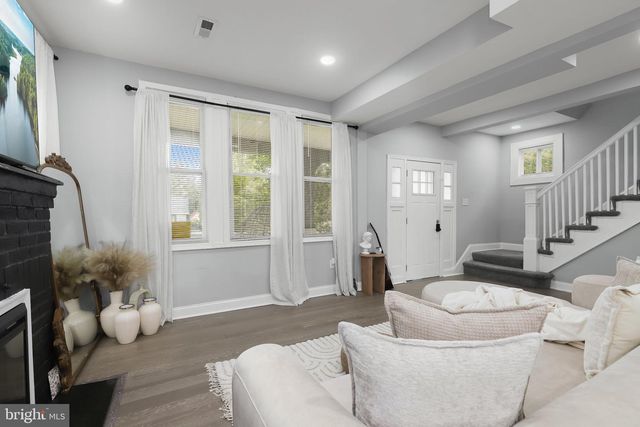 2923 SILVER HILL AVE, Baltimore, MD 21207
