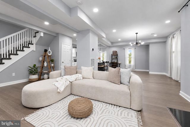 2923 SILVER HILL AVE, Baltimore, MD 21207