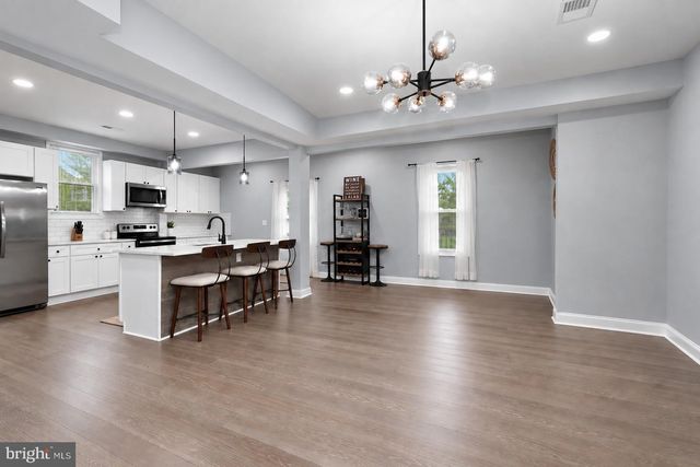 2923 SILVER HILL AVE, Baltimore, MD 21207