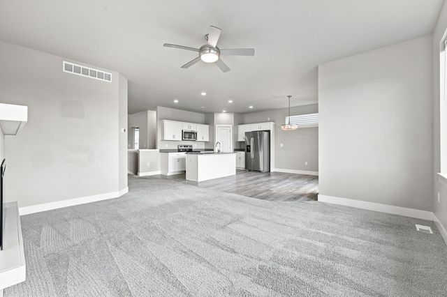 2324 Paine Street NE, Bondurant, IA 50035