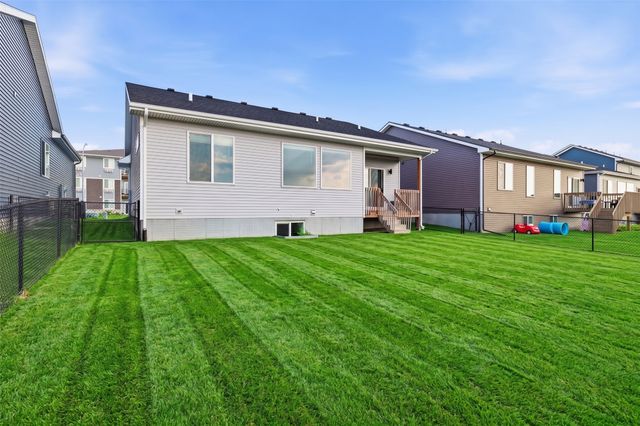 2324 Paine Street NE, Bondurant, IA 50035