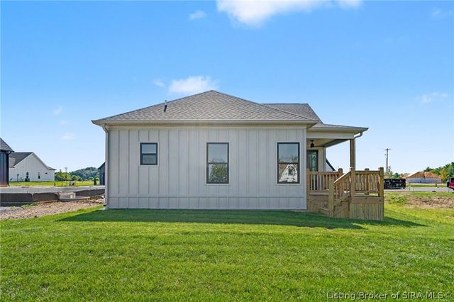 5009 Win Way, Jeffersonville, IN 47130