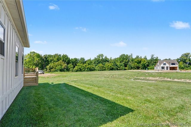 5009 Win Way, Jeffersonville, IN 47130