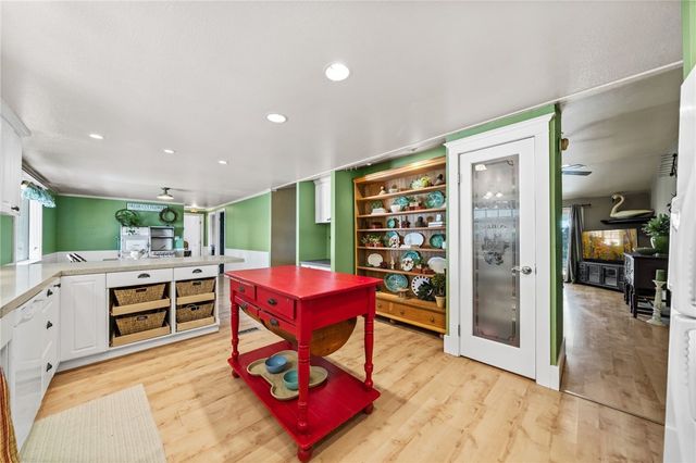 31615 Leon, Winchester, CA 92596