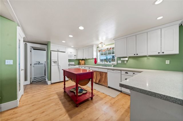 31615 Leon, Winchester, CA 92596