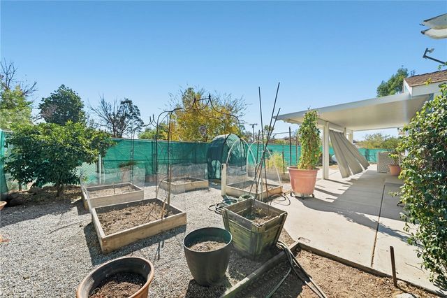 31615 Leon, Winchester, CA 92596