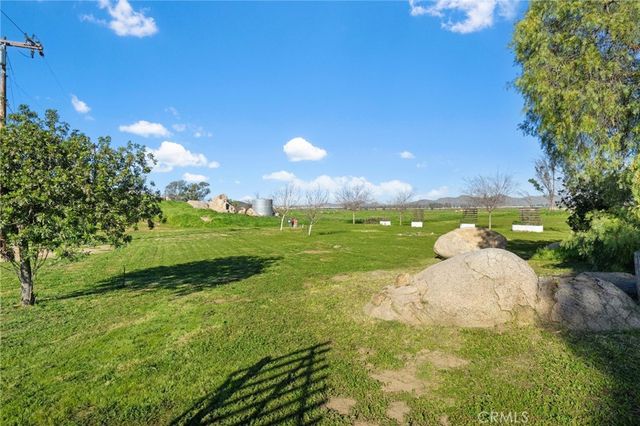 31615 Leon, Winchester, CA 92596