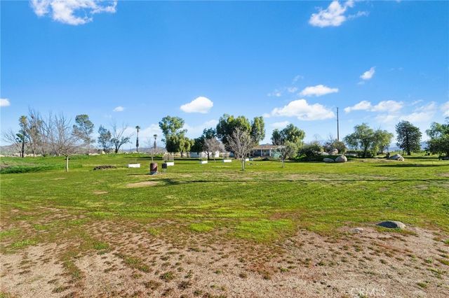 31615 Leon, Winchester, CA 92596