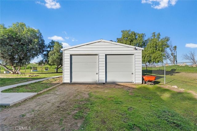 31615 Leon, Winchester, CA 92596