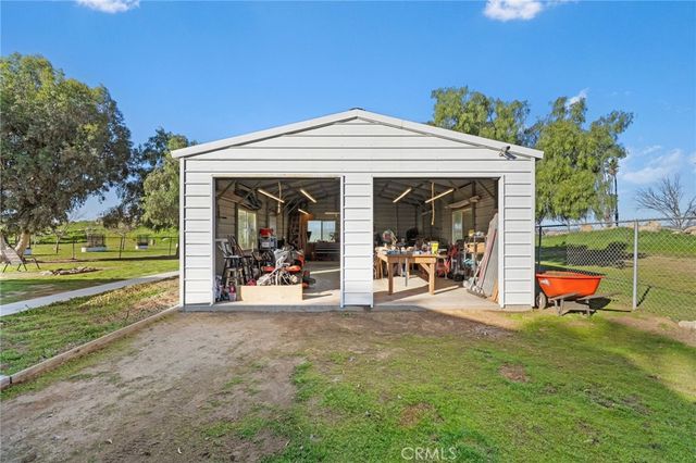 31615 Leon, Winchester, CA 92596