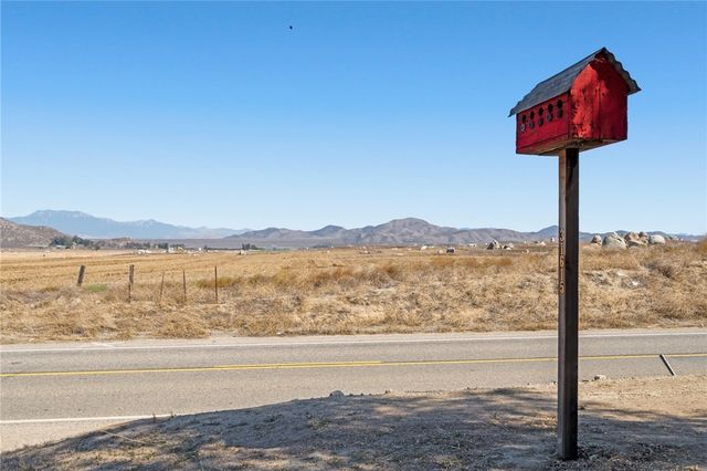 31615 Leon, Winchester, CA 92596