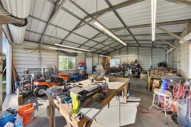 31615 Leon, Winchester, CA 92596