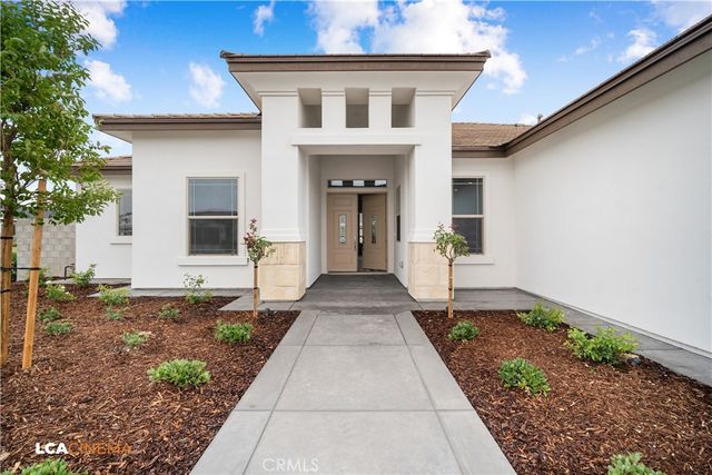 8707 Latera Court, Bakersfield, CA 93314