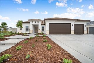 8707 Latera Court, Bakersfield, CA 93314