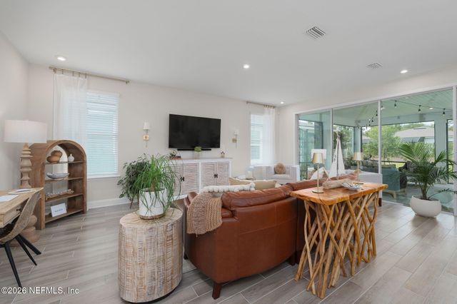 84 PIGEON Cove, St. Johns, FL 32259