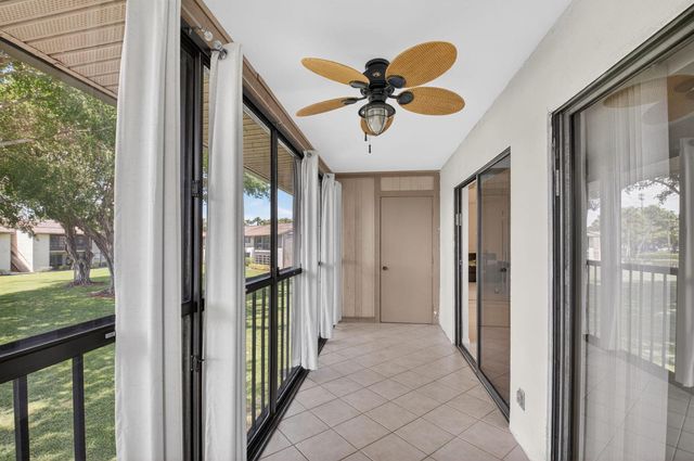 15496 Lakes Of Delray Boulevard 206, Delray Beach, FL 33484