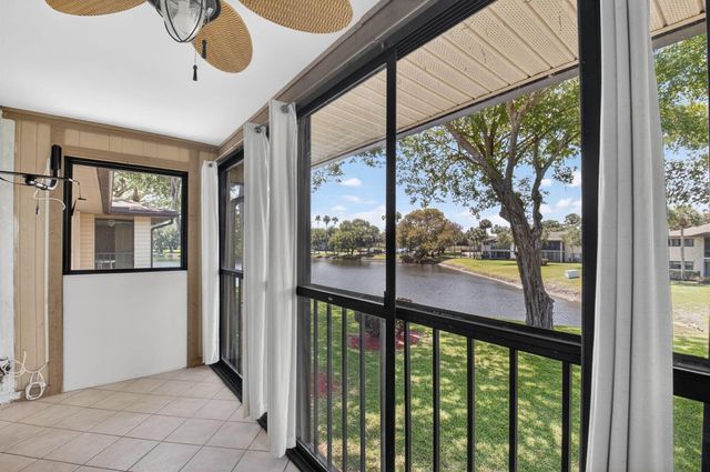 15496 Lakes Of Delray Boulevard 206, Delray Beach, FL 33484