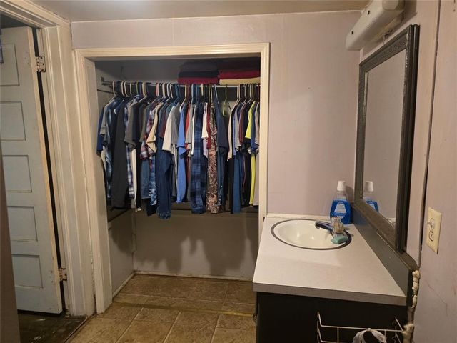 303 W Main Street, Tecumseh, OK 74873