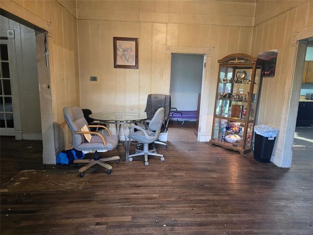 303 W Main Street, Tecumseh, OK 74873