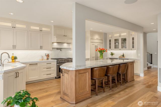 4475 Pleasant Beach Drive NE, Bainbridge Island, WA 98110