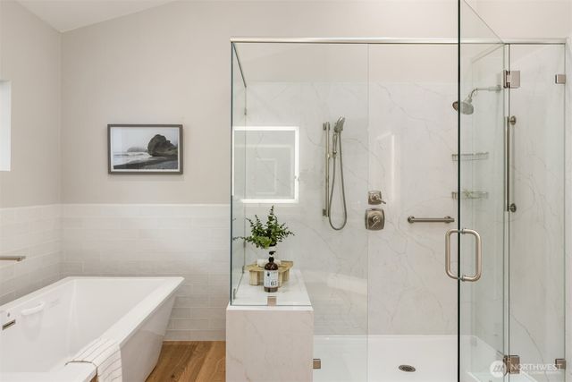 4475 Pleasant Beach Drive NE, Bainbridge Island, WA 98110