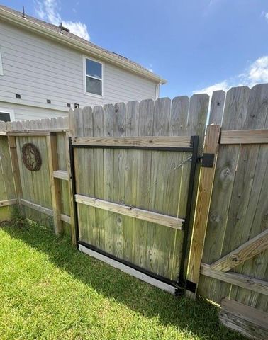16651 Olivewood Lane, Conroe, TX 77302