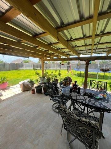 16651 Olivewood Lane, Conroe, TX 77302