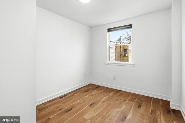 2426 S ALDER ST, Philadelphia, PA 19148