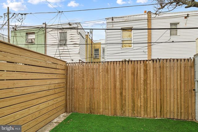 2426 S ALDER ST, Philadelphia, PA 19148