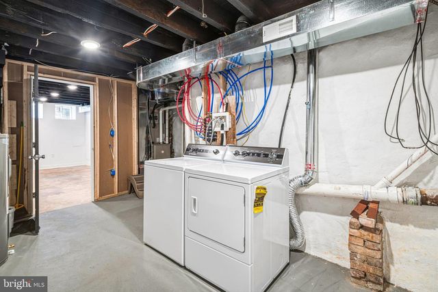 2426 S ALDER ST, Philadelphia, PA 19148