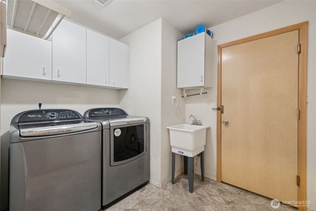 18308 SE 277TH Place, Covington, WA 98042