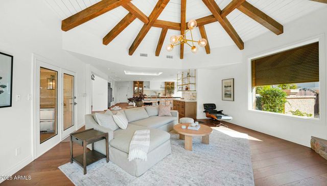 8217 E ADOBE Drive, Scottsdale, AZ 85255