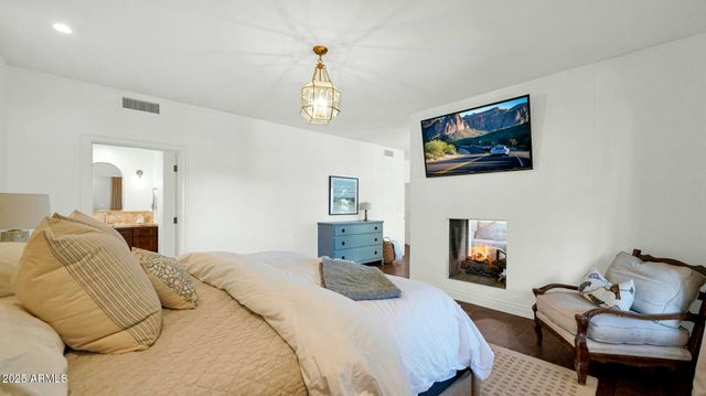 8217 E ADOBE Drive, Scottsdale, AZ 85255