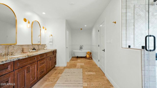 8217 E ADOBE Drive, Scottsdale, AZ 85255