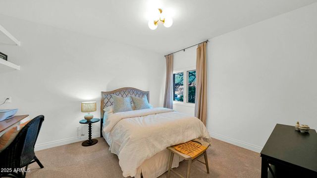 8217 E ADOBE Drive, Scottsdale, AZ 85255