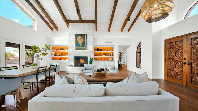 8217 E ADOBE Drive, Scottsdale, AZ 85255