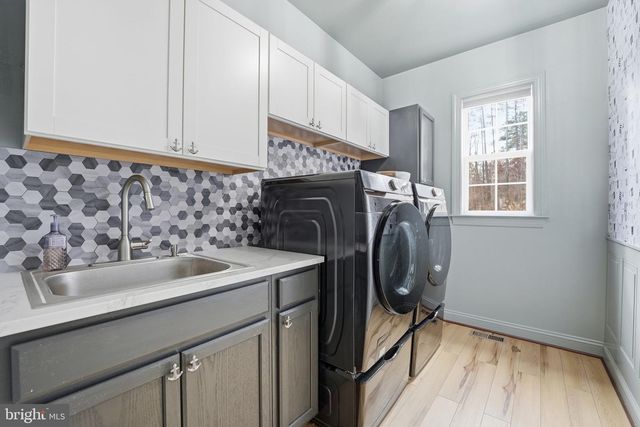 51 SERENE HILLS DR, Fredericksburg, VA 22406