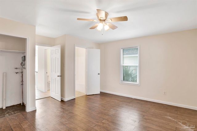 2402 W Blount St, Pensacola, FL 32505